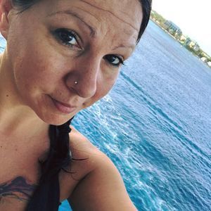 Meet your Posher, Mariea